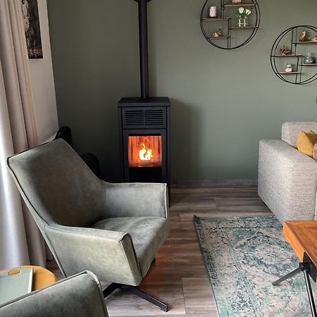 Vakantiewoning Le Garaazje 'S-Gravendeel Exteriör bild